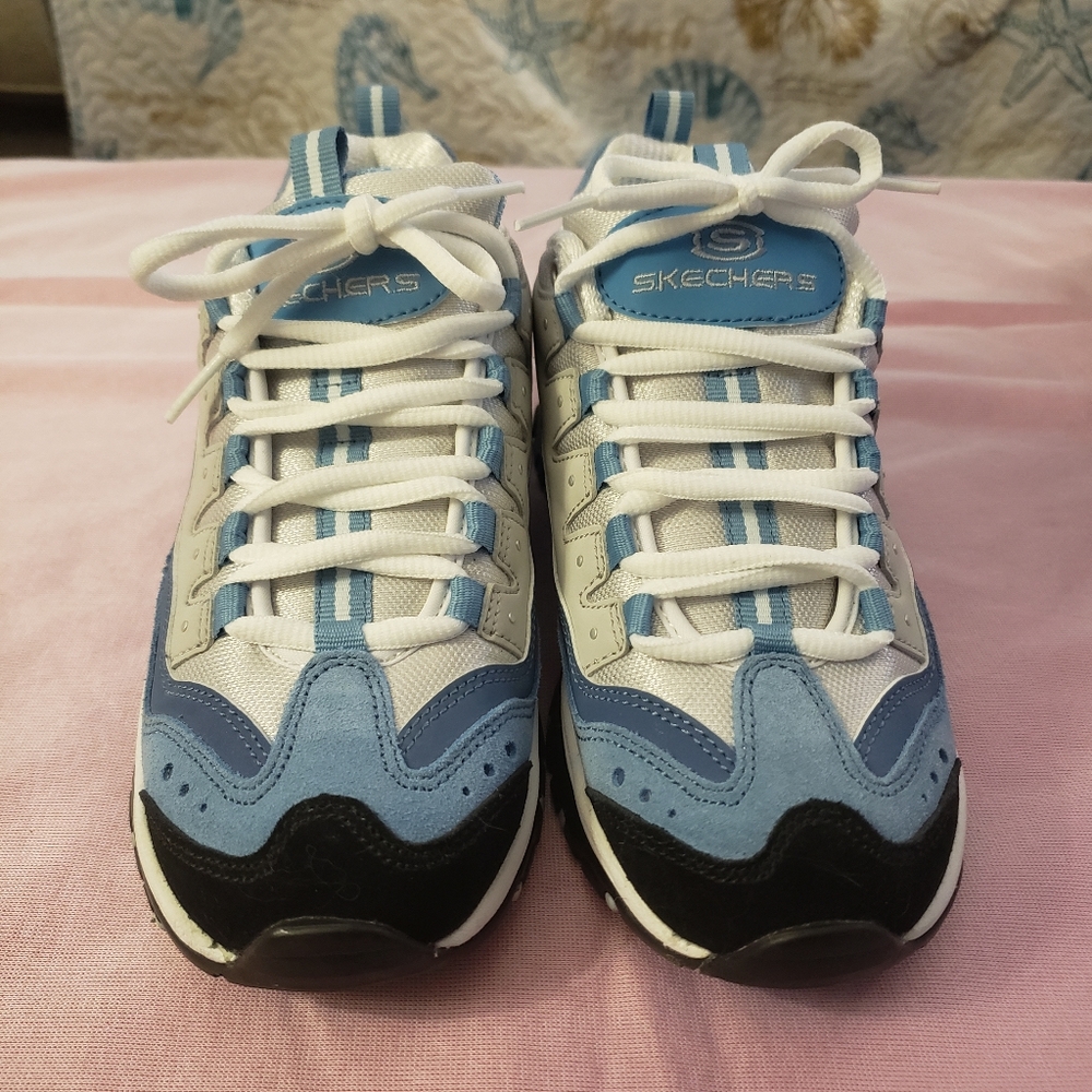 Skechers worn only once